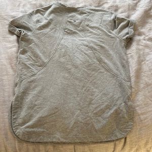 EUC Lululemon Short Sleeve Top